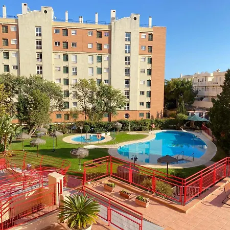 Fuengirola Holiday Apartment W/Balcony View & Pool Exterior photo