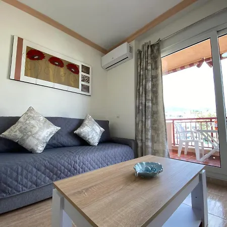 Fuengirola Holiday Apartment W/Balcony View & Pool Exterior photo